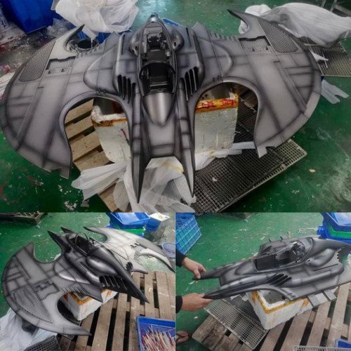 The paint job on our 1/6 scale 1989 Batwing prototype is taking shape quite nicely! image