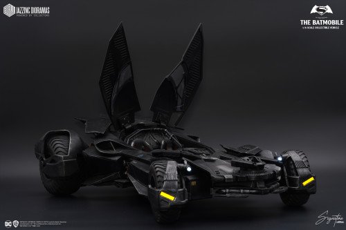 ⅙ scale Batman V Superman: Dawn of Justice Batmobile Signature Edition