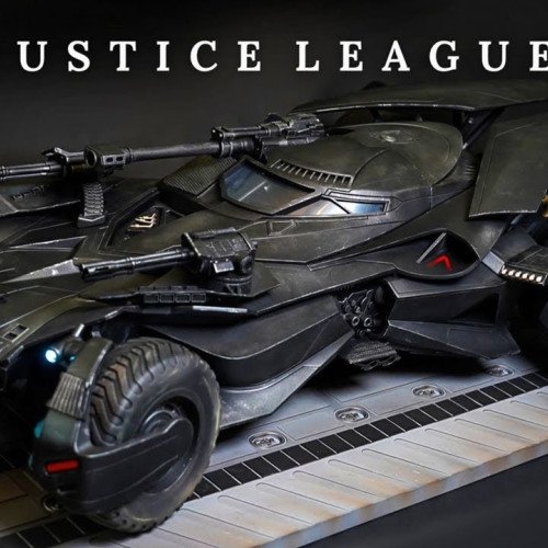 Adin Eyzmir's 1/12 Justice League Batmobile review image